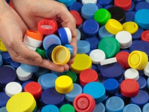 Các nhà khoa học cảnh báo không có hóa chất nào dùng trong nhựa được phân loại là an toàn