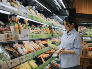 Tăng cường các biện pháp bảo vệ quyền lợi người tiêu dùng dễ bị tổn thương