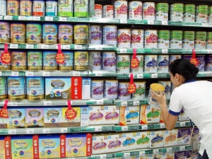 Sữa 'trăm hoa đua nở': Lựa chọn dựa vào tiêu chí nào?