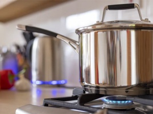 Tiếp xúc nhiều với bếp gas có thể làm tăng nguy cơ ung thư, đặc biệt ở trẻ em