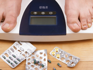 Dùng sản phẩm hỗ trợ tăng cân sai cách tiềm ẩn nhiều rủi ro cho sức khỏe