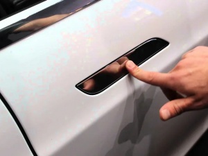 Trung Quốc thắt chặt tiêu chuẩn đối với tay nắm cửa xe ô tô điện