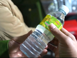 Nguy hại sức khỏe khi sử dụng phải giấm ăn làm từ axit công nghiệp