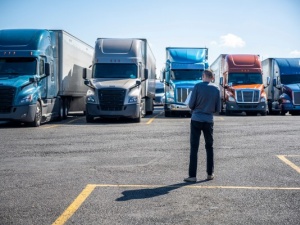 Tiêu chuẩn hóa quản lý đội xe: Nền tảng nâng cao hiệu quả và tối ưu vòng đời tài sản