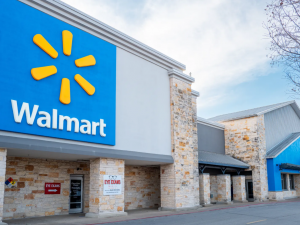 Nhiều sản phẩm bán tại Walmart bị thu hồi do nguy cơ dị vật, dị ứng và gây hóc cho trẻ nhỏ