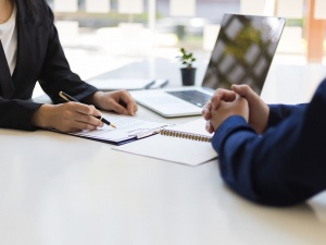 Tiêu chuẩn về quản trị quan hệ lao động: Hướng tới môi trường làm việc hiệu quả và bền vững