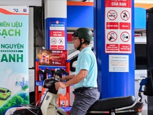 Kiểm soát chặt chất lượng xăng E10 từ pha trộn đến bán lẻ