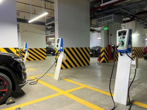 Bộ Xây dựng siết chặt quy chuẩn PCCC đối với khu sạc xe điện tại chung cư