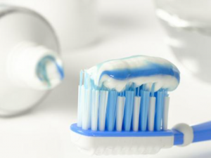 Trung Quốc lần đầu sửa đổi tiêu chuẩn quốc gia bắt buộc về thành phần kem đánh răng