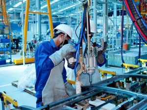 Con người - yếu tố quan trọng quyết định năng suất dài hạn