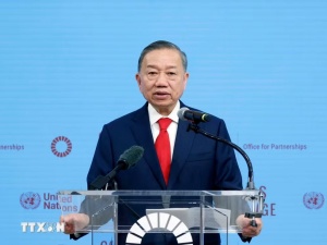 Tổng Bí thư, Chủ tịch nước Tô Lâm chứng kiến Lễ trao các văn kiện, thỏa thuận hợp tác với Liên Hợp Quốc