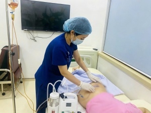 Biến chứng muộn sau tiêm chất làm đầy và khuyến cáo của bệnh viện