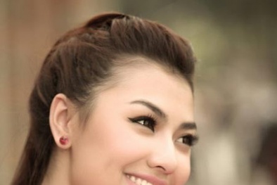 Siêu mẫu Hồng Quế bị phạt 750.000 đồng