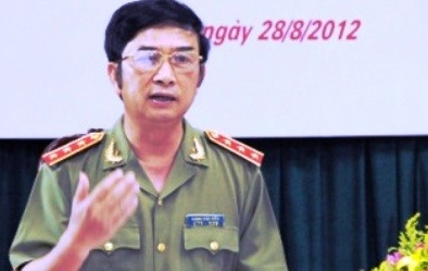 Thứ trưởng Bộ Công an trả lời nhiều vấn đề nóng của xã hội