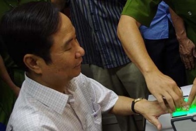 Triển khai cấp chứng minh thư mới ghi tên cha  mẹ