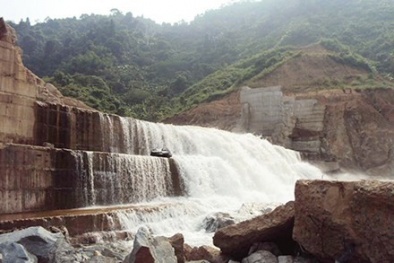 Vỡ đập thủy điện Đak Rông 3: Chất lượng không đảm bảo