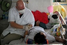 ADB hỗ trợ 20 triệu USD giúp Lào và Việt Nam ngăn chặn HIV