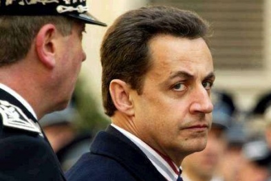 Cựu Tổng thống Pháp Sarkozy bị khởi tố?