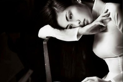 Tăng Thanh Hà đẹp hút hồn trong ảnh lịch