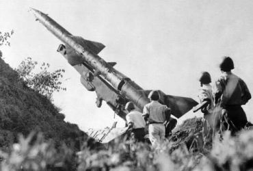 Điện Biên Phủ trên không: Chiến thắng của ý chí và trí tuệ Việt Nam