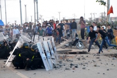 Dự án đô thị Kim Sơn: Vì sao người dân "ném đá" Cảnh sát?