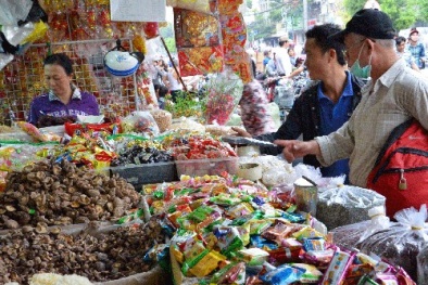 Cận tết, hàng hóa Trung Quốc ngập chợ!