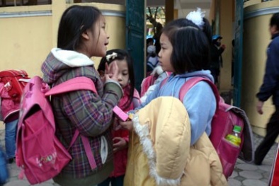 Trời lạnh dưới 10 độ, học sinh Hà Nội được nghỉ học