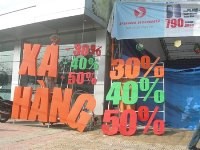 Hàng giảm giá Tết: “Tinh mắt” khi mua