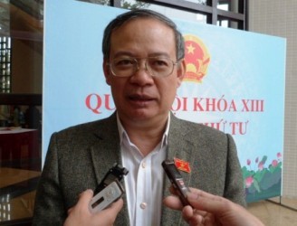 Đại biểu Quốc hội Đinh Xuân Thảo góp ý sửa đổi hiến pháp