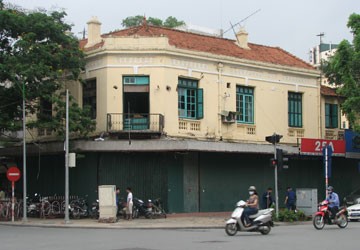 Không để giá đất Việt Nam cao như Tokyo