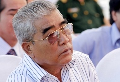 Cựu Bí thư tỉnh ủy Thừa Thiên Huế bị tố khai man lí lịch: Đâu là sự thật?