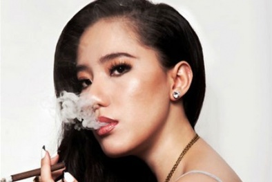 Chung Thục Quyên: "Tôi nude vì nghệ thuật"