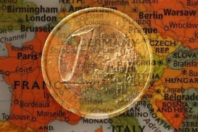 Châu Âu náo loạn vì Síp đánh thuế tiết kiệm