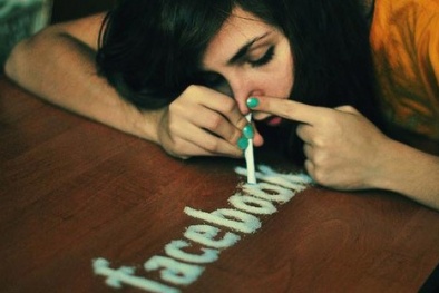 Nhiễm “độc” từ mạng xã hội