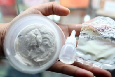 Hãi hùng quy trình tắm trắng như Ngọc Trinh giá 60.000 đồng