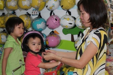 Trẻ em không đội MBH: Tuyên truyền trước phạt sau