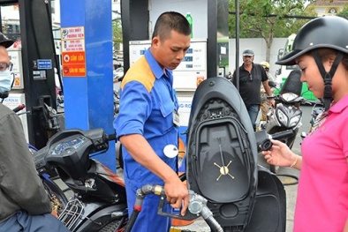 Xăng dầu bị lợi ích nhóm chi phối?