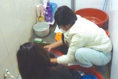 Công nhân ở chật, ăn khan, uống hiếm, phá thai...