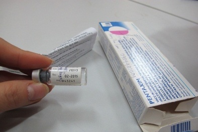 Phụ huynh phẫn nộ trung tâm y tế ăn bớt vắc xin