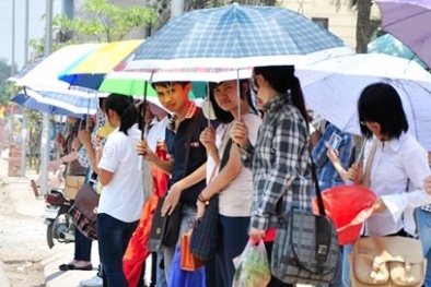 Hôm nay nắng nóng đỉnh điểm, có nơi 40 độ C