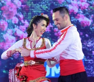 Ngọc Quyên bị loại Bước nhảy hoàn vũ vì thiếu "điên"