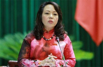 Bộ trưởng Y tế: Hỗ trợ 100% hộ cận nghèo tham gia bảo hiểm y tế