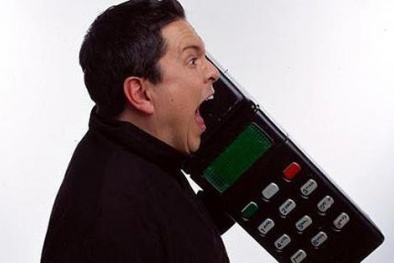 94% người lớn nghiện  điện thoại di động hơn tình dục