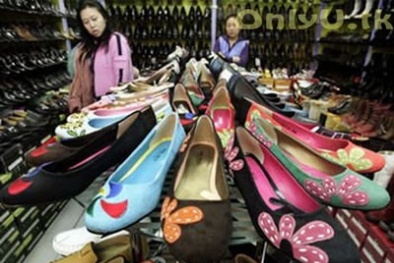 Giày Việt thất thế