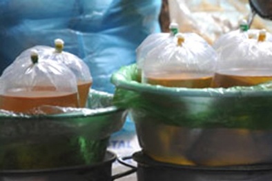 Người tiêu dùng đang gián tiếp ăn nhựa phế thải