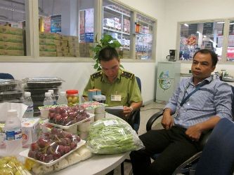 "Sợ hàng chợ, ngại hàng siêu thị"