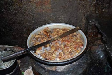 Mầm bệnh từ mỡ bẩn