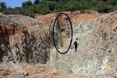 "Kho báu” núi Tàu vẫn mù mịt