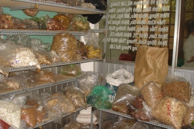 Tràn lan dược liệu Trung Quốc trộn thuốc sâu, tạp chất