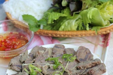 Bắp bò luộc gừng sả: Bạn thử chưa?